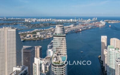 Aston Martin Residences: Explorando el Valor y Celebrando el Lanzamiento Exitoso